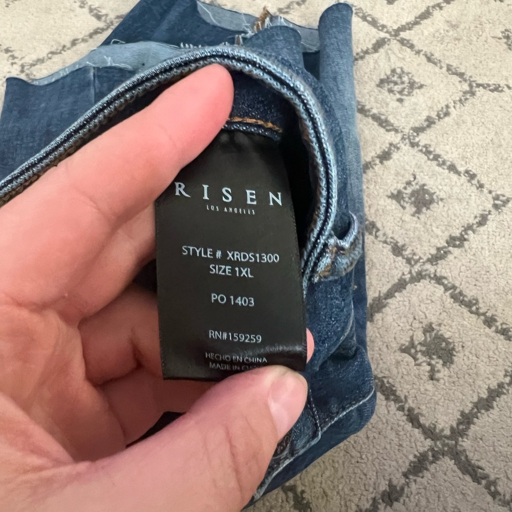 1XL Risen Bermuda Shorts - Picture 2 of 5